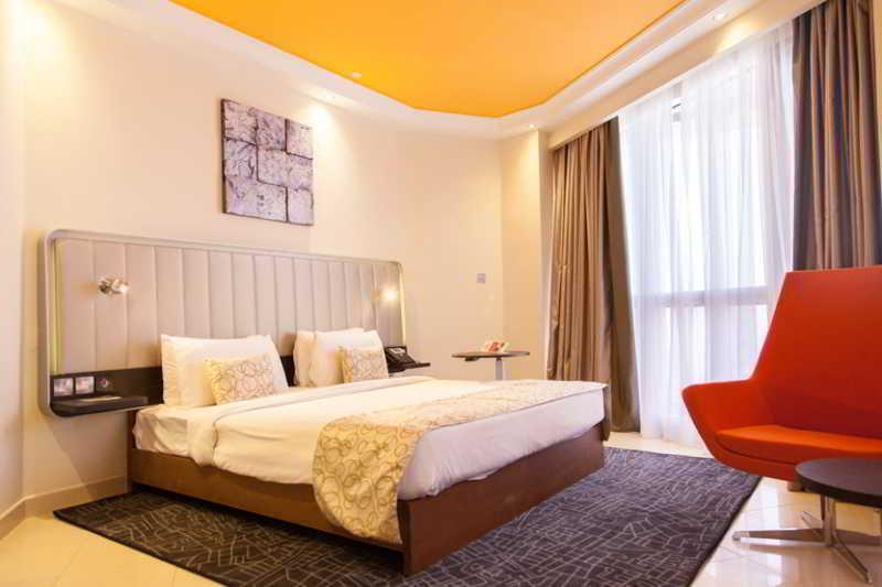 دبي Park Inn By Radisson Hotel Apartments - Al Barsha المظهر الخارجي الصورة